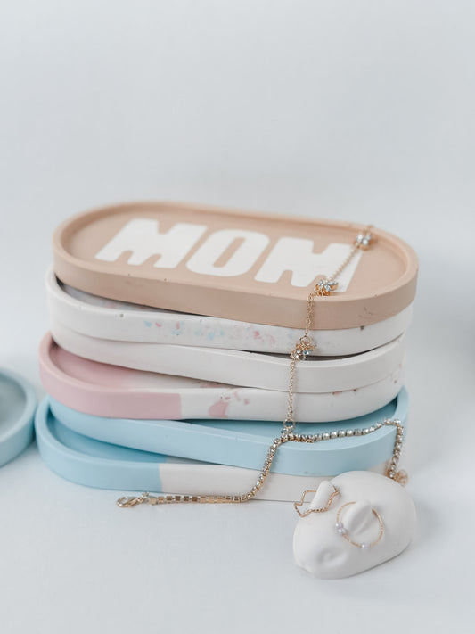 MOM Oval Tray